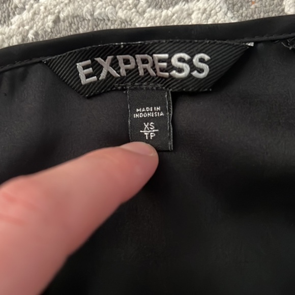 Express black blouse with lace sleeves! - Picture 2 of 2